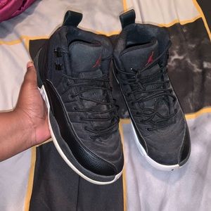 Air jordan 12’s (6.5 in YOUTH)